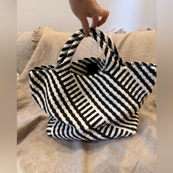 Naghedi St. Barths Medium Tote Striped Geo - Picture 2 of 7
